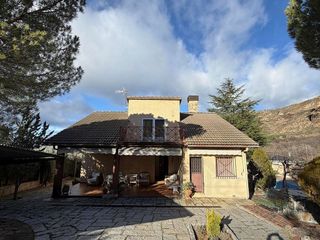 Chalet en venta en Collado Mediano