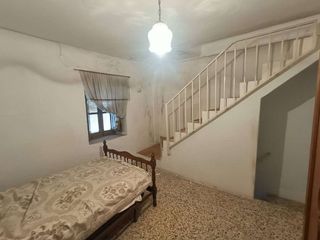 Casa adosada en venta en Montefrío