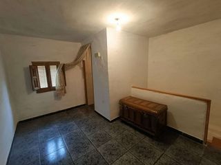 Casa adosada en venta en Montefrío