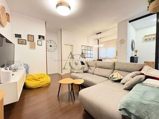 Casa adosada en venta en Lucena