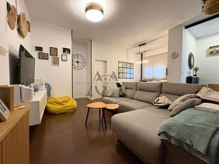 Casa adosada en venta en Lucena