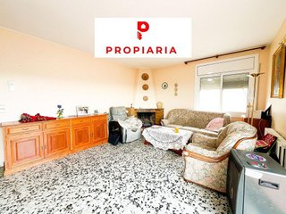 Chalet en venta en Torrelles de Llobregat