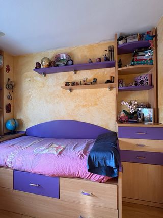 Habitación juvenil completa: cama nido, sifonier