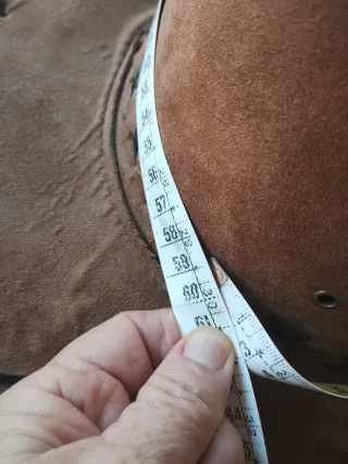 Sombrero de vaquero marrón