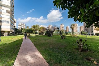 Casa adosada en venta en El Bajondillo en Torremolinos