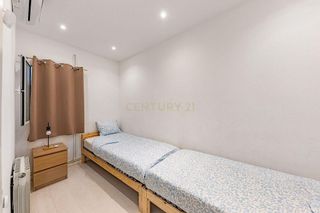 Piso en venta en El Raval - Safaretjos en Santa Coloma de Gramanet
