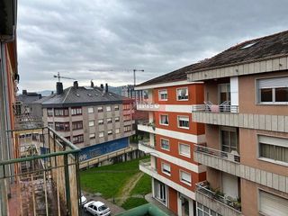 Piso en venta en Posío en Ourense