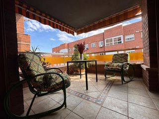 Piso en venta en Piscinas en Villarreal