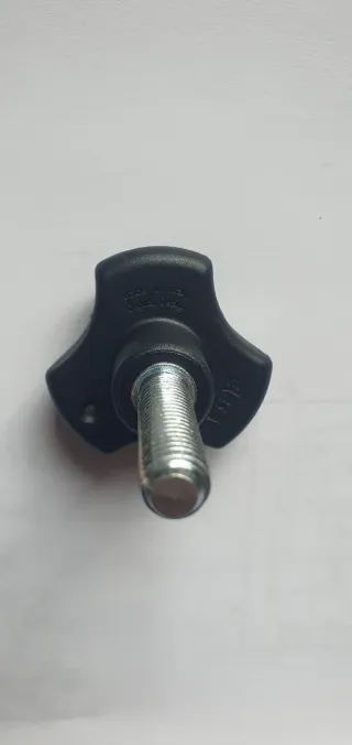 Tornillo asiento fácil apertura Fantic Caballero