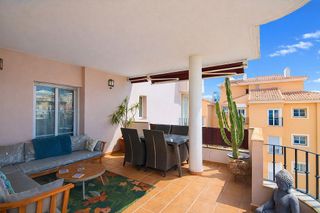 Piso en venta en Calahonda en Mijas