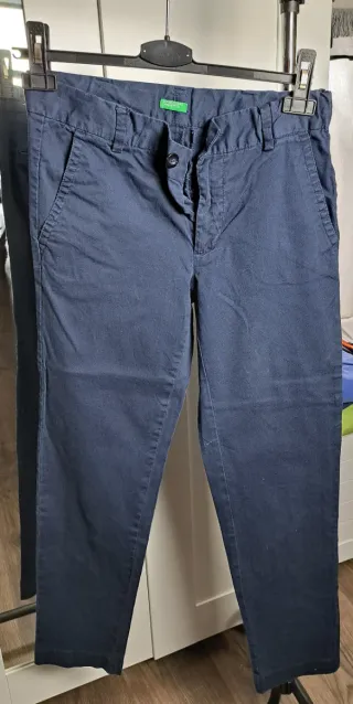 Pantaloni United Colors of Benetton con bretelle