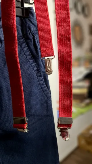 Pantaloni United Colors of Benetton con bretelle