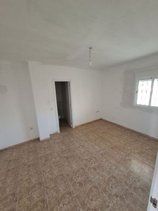 Piso en venta en Adra