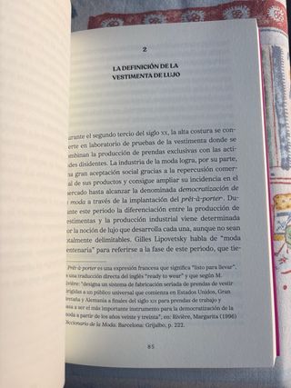 La vestimenta una historia entre modas y diside...