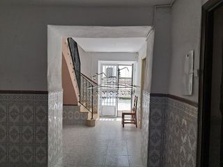 Chalet en venta en Lucena