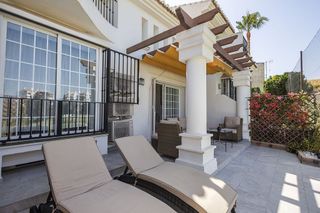 Casa adosada en venta en Riviera del Sol en Mijas