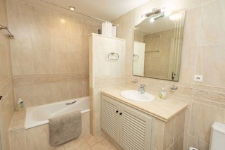 Casa adosada en venta en Riviera del Sol en Mijas