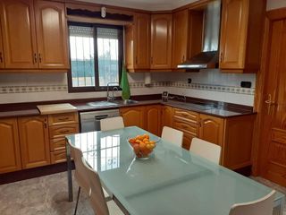 Chalet en venta en Jubalcoi en Elche