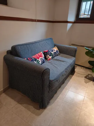 Regalo Sofá Cama Azul y Multicolor