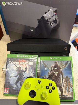 Xbox One X 1TB + Juegos y Mando Verde