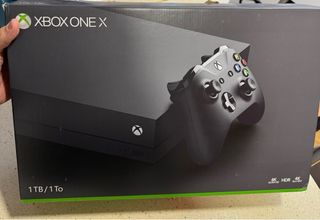 Xbox One X 1TB + Juegos y Mando Verde