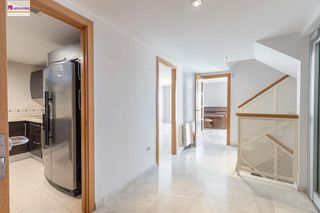 Casa pareada en venta en Bola de Oro - Serrallo en Granada