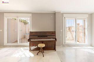 Casa pareada en venta en Bola de Oro - Serrallo en Granada