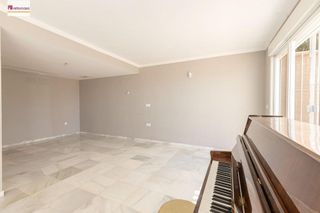 Casa pareada en venta en Bola de Oro - Serrallo en Granada