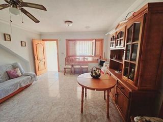 Casa adosada en venta en Zona Pueblo en Guardamar del Segura