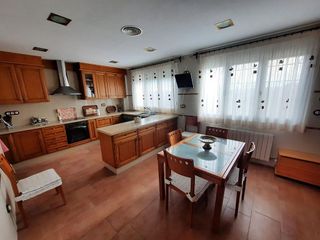 Chalet en venta en Almansa