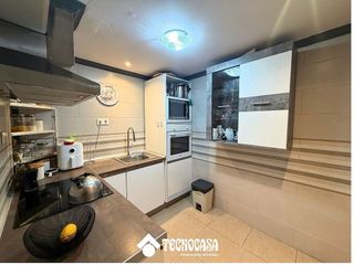 Casa adosada en venta en Pizarra