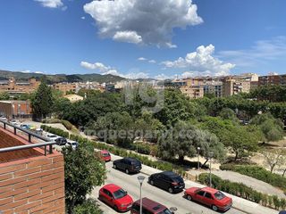 Casa en venta en Montigalà -Sant Crist en Badalona