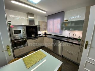 Casa en venta en Montigalà -Sant Crist en Badalona