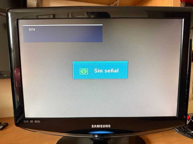 Televisor Monitor LCD Samsung LE19R86BD Negro