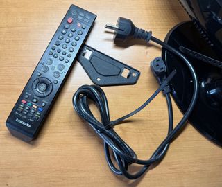 Televisor Monitor LCD Samsung LE19R86BD Negro