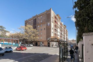Piso en venta en Pajaritos - Plaza de Toros en Granada