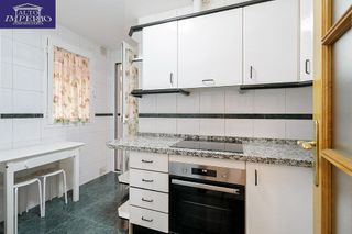 Piso en venta en Pajaritos - Plaza de Toros en Granada