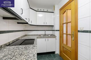 Piso en venta en Pajaritos - Plaza de Toros en Granada