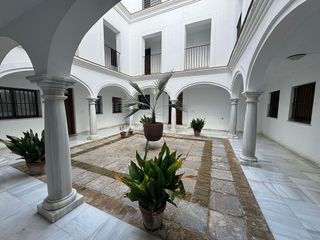 Piso en venta en Centro-Calzada-Cabo Noval en Sanlúcar de Barrameda