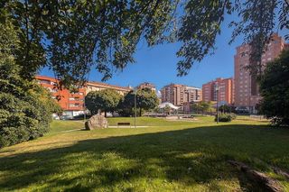 Piso en venta en Azpilagaña en Pamplona