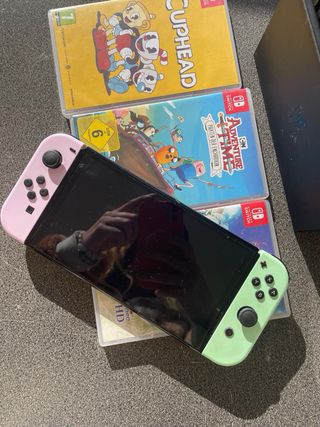 Nintendo Switch OLED Verde y Rosa