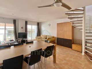 Dúplex en venta en Castell (Es)