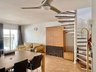 Dúplex en venta en Castell (Es)