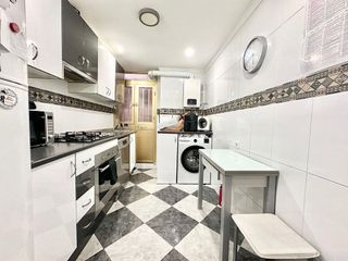 Piso en venta en Parque Victoria Eugenia en Málaga