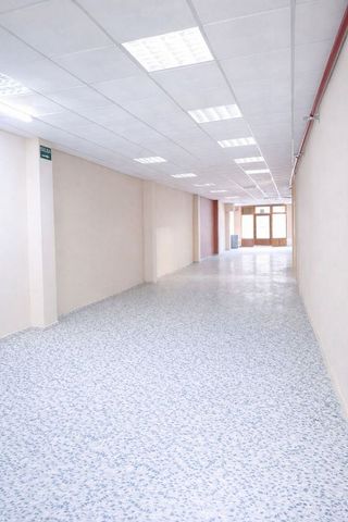 Local comercial en venta en Centro Puerto en Sagunto
