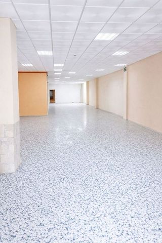 Local comercial en venta en Centro Puerto en Sagunto