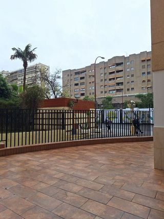 Piso en venta en La Buhaira en Sevilla