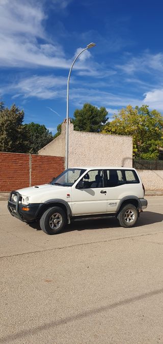 Nissan Terrano II 1999
