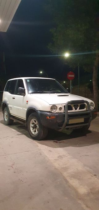 Nissan Terrano II 1999