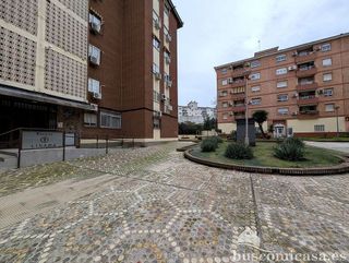 Piso en venta en Linares